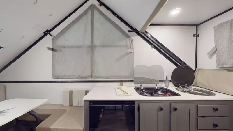 Rockwood Hardside Pop-Up Campers Main Room